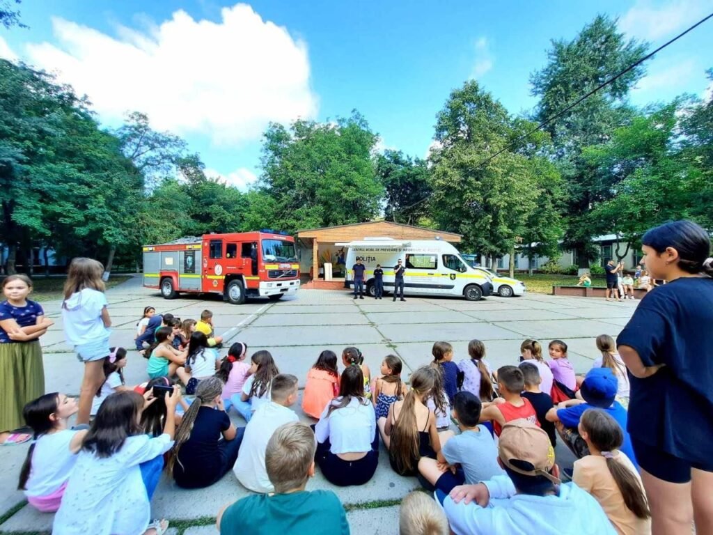 Angajații IGSU continuă Campania de prevenire a situațiilor de risc în rândul copiilor