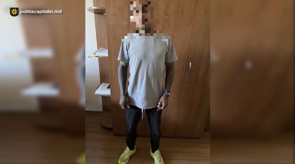 barbat retinut de politisti pentru comiterea unui jaf stradal