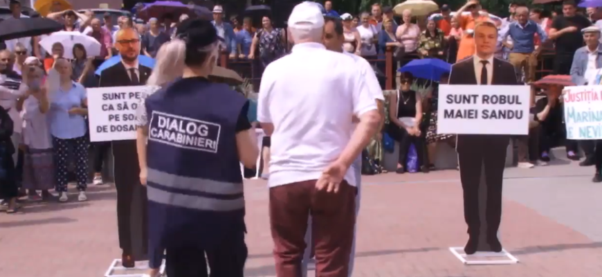 bataie protest tauber 900x505 1