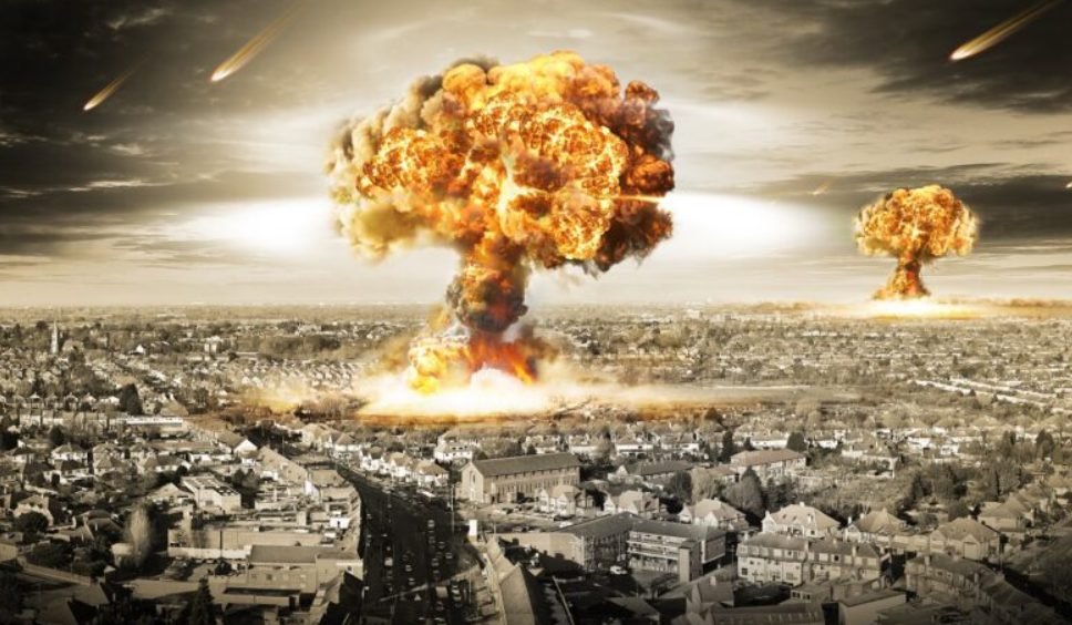 UTIL// Ce se întâmplă când explodează o bombă nucleară. Experții explică impactul pe care îl poate avea asupra oamenilor și mediului