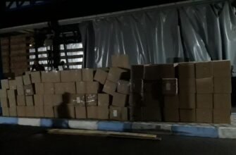 Peste 3,8 milioane de țigări de contrabandă camuflate într-o remorcă, ridicate la Vulcănești