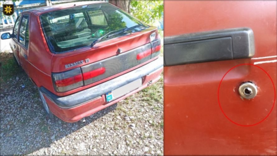 Doi tineri sunt cercetați penal după ce au răpit un automobil din stradă pentru a se plimba