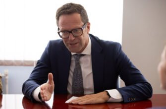 Capcana ”experților internaționali”: Magistrații de top din Republica Moldova, verificați de un olandez cu un CV dubios