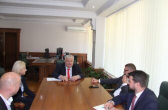 Ambasadorul Extraordinar și Plenipotențiar al României în Republica Moldova și Guvernatorul Găgăuziei, în vizită la USM