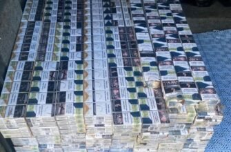 FOTO// 1200 pachete de țigări tăinuite în rezervorul unui autocar, depistate la postul vamal Leușeni