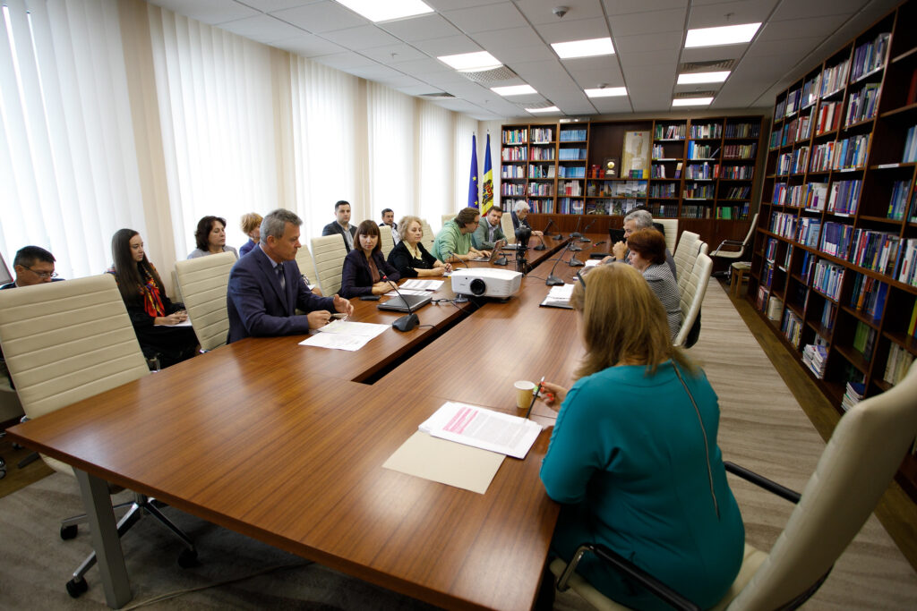 52389984826 b5214b16eb k