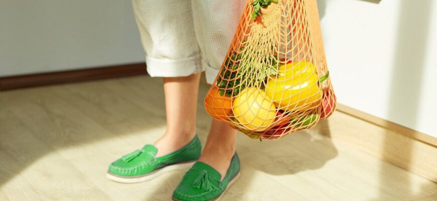 ce poti purta in functie de nuanta de verde a pantofilor tai