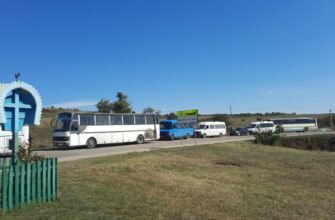 FOTO-VIDEO// Transportatorii din nordul și sudul țării, stopați și somați să nu aducă protestatari la Chișinău