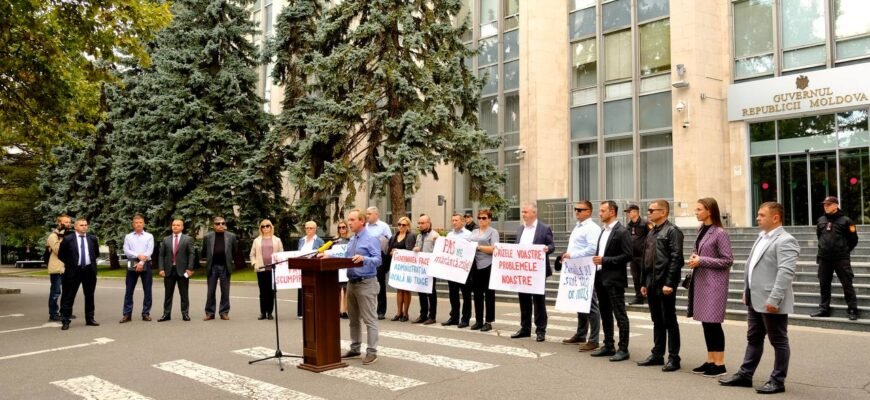 Primarii se revoltă: Guvernul PAS generează probleme și obligă administrația locală să le rezolve