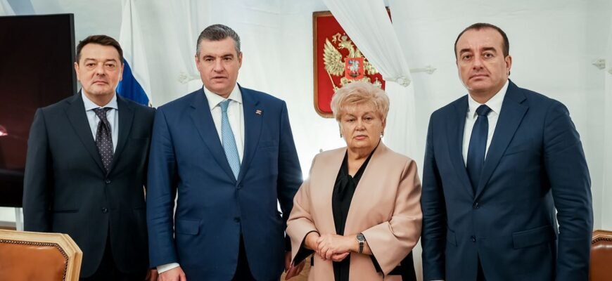 Deputații Partidului „ȘOR” și PCRM s-au întâlnit cu președintele Comitetului pentru relații internaționale din cadrul Dumei de Stat a Rusiei și au discutat despre aprovizionarea Moldovei cu gaze și re