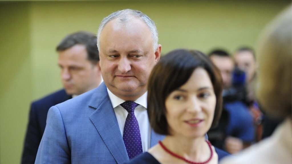 VIDEO// Igor Dodon a felicitat-o pe Maia Sandu cu ziua de naștere: ”Îi doresc să-și ia partidul și să plece peste hotare. Ea e nefericită printre moldoveni” 2 VIDEO// ”Cum te pune la punct o femeie, nu te pune nimeni”. Cum comentează Igor Dodon această expresie