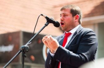 VIDEO// Ilan Șor: Vă aștept, vineri, 2 septembrie, ora 12:00, la un protest amplu în fața Președinției, ca să spunem free Marina, jos Maia 4 VIDEO// Ilan Șor: Vă aștept, vineri, 2 septembrie, ora 12:00, la un protest amplu în fața Președinției, ca să spunem free Marina, jos Maia