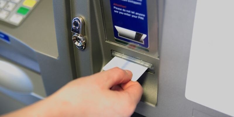 atm bancomat shutterstock 800x450 1