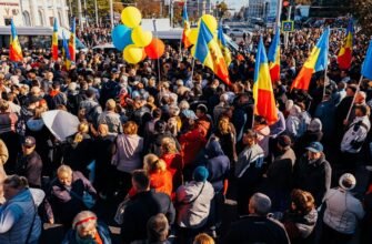 FOTO// Poliția guvernului PAS a împiedicat accesul protestatarilor în Piața Marii Adunări Naționale