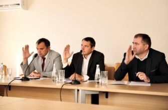 Comitetul Salvării Naționale formează un Guvern Popular și un Tribunal al Poporului, care îi va judeca pe actualii guvernanți pentru uzurparea puterii de stat
