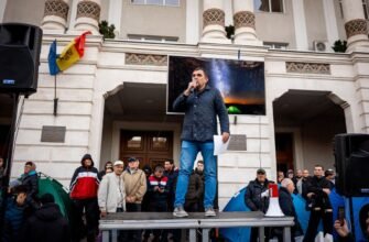 Rezoluție: Protestatarii au votat crearea unui guvern popular și al unui tribunal al poporului