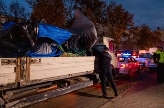 Partidul ȘOR: Poliția continuă să ridice abuziv corturile din fața Procuraturii Generale