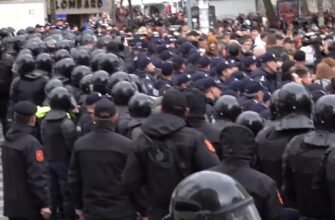 Partidul Șor: Abuzuri fără precedent! Liderii protestului național, reținuți de poliție
