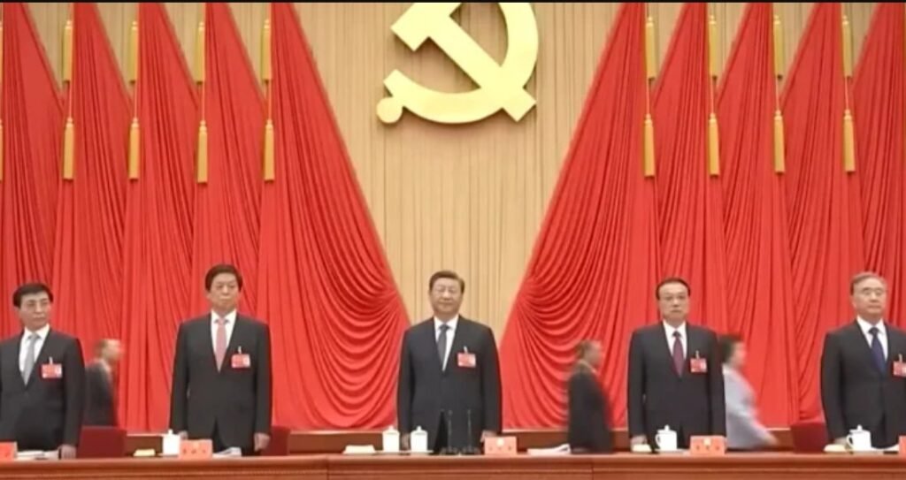 Noua conducere de elită a Partidului Comunist Chinez: Xi obține al treilea mandat