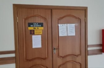 VIDEO// Ședința de judecată în dosarul “Avia Invest” cu ușile închise: Presa a fost SOMATĂ sa PĂRĂSEASCĂ sala