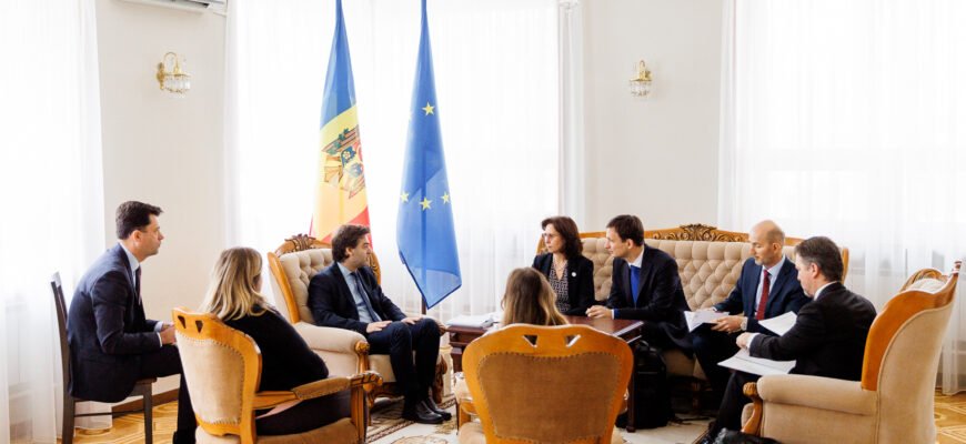 Nicu Popescu a avut o întrevedere cu o delegație a Băncii Europene pentru Reconstrucție și Dezvoltare (BERD)