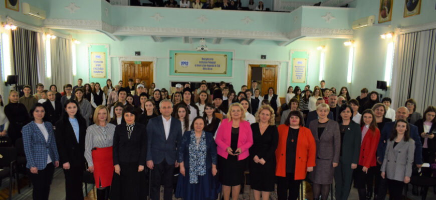 Campania de promovare a carierei didactice „Profesori buni, țară prosperă. Alege să devii profesor” a ajuns la Bălți 1 11 17