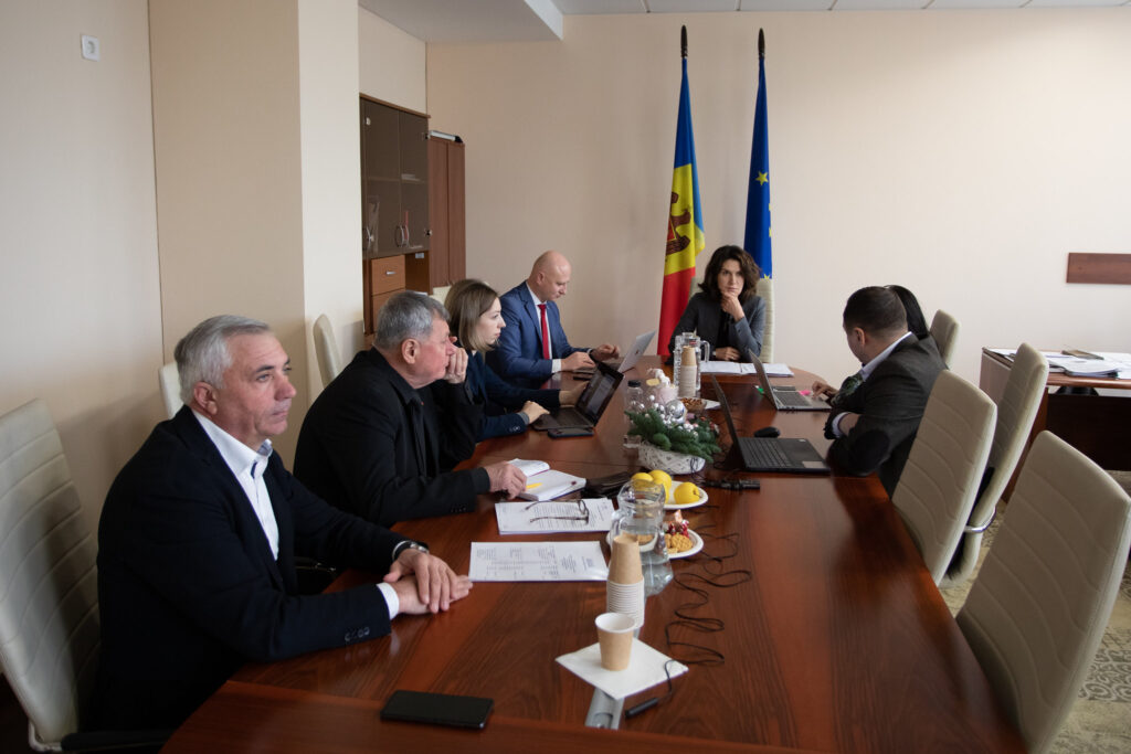 52577223010 820f662d0c k