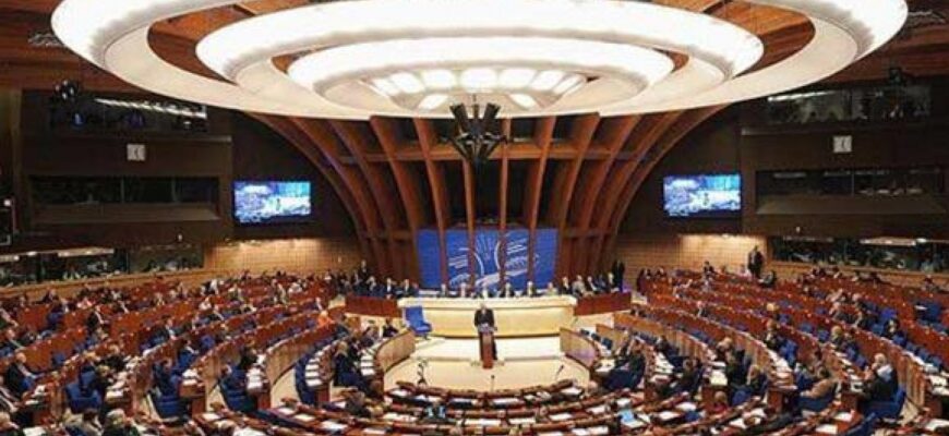 comisia de la venetia council of europe 44372800