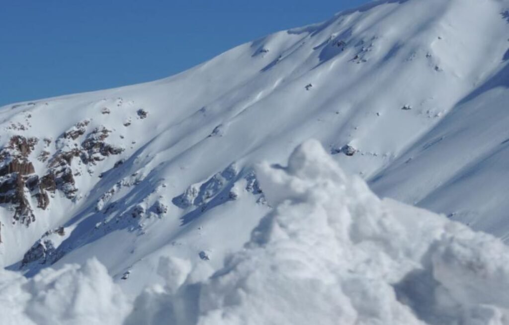 Alertă în Austria. Zece persoane sunt căutate după ce au fost prinse într-o avalanșă