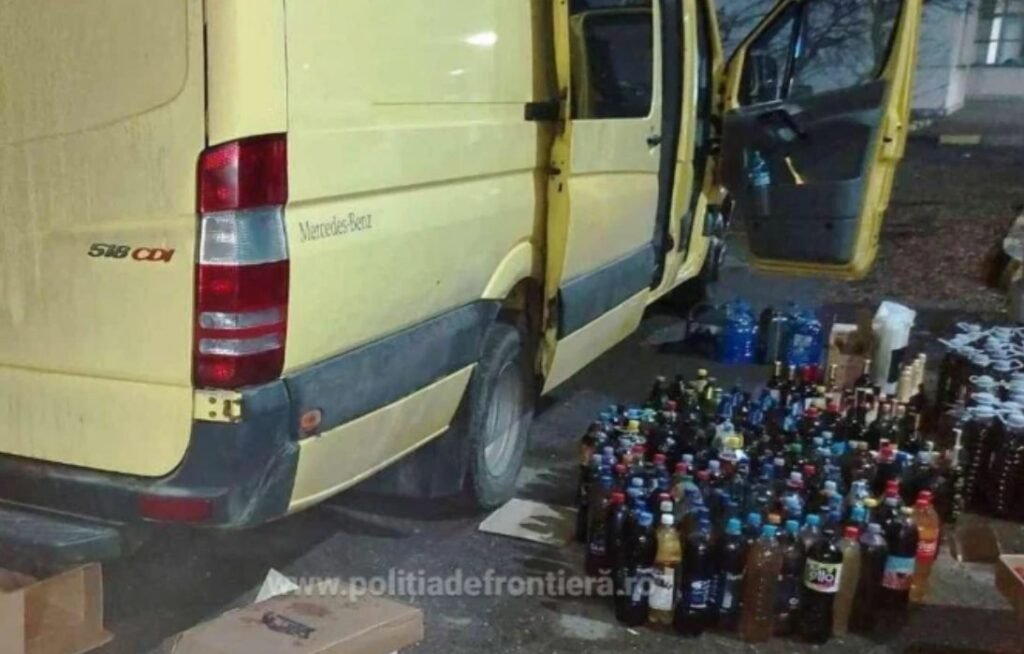 Doi șoferi din Moldova au fost amendați la frontiera cu România. Au fost depistate anabolizante și 613 litri de alcool 1 Doi șoferi din Moldova au fost amendați la frontiera cu România. Au fost depistate anabolizante și 613 litri de alcool