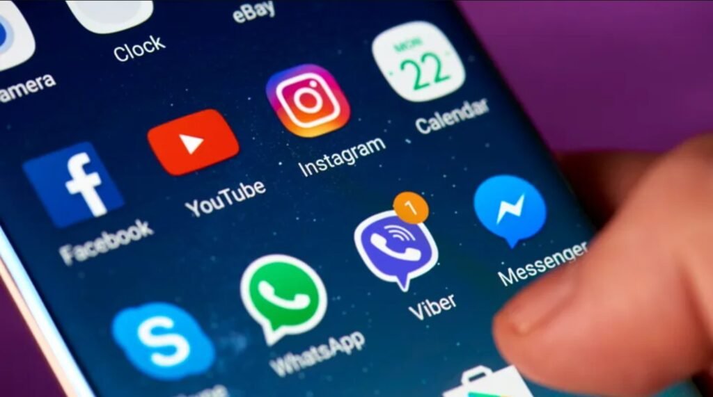 LISTĂ// 200 de aplicații periculoase descoperite în Google Play și App Store. Dacă ai vreuna instalată, trebuie neapărat să o ștergi 1 LISTĂ// 200 de aplicații periculoase descoperite în Google Play și App Store. Dacă ai vreuna instalată, trebuie neapărat să o ștergi