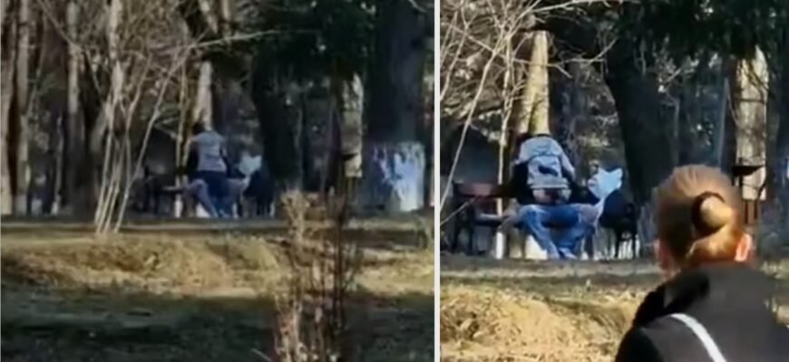VIDEO// Doi tineri și-au început bine anul! Au fost filmați în timp ce întrețineau relații intime pe o bancă din parc