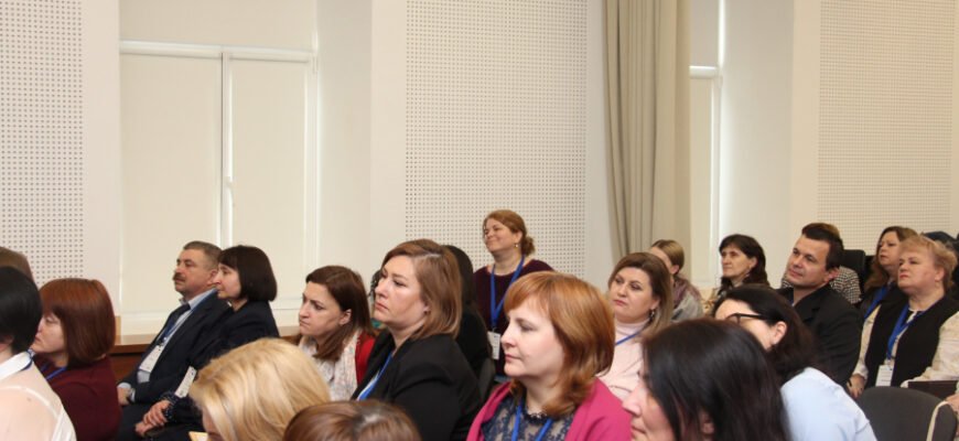 36 de cadre didactice au fost premiate la Conferința Națională eTwinning