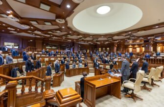 Deputații au ținut un minut de reculegere în memoria victimelor cutremurelor din Turcia și Siria