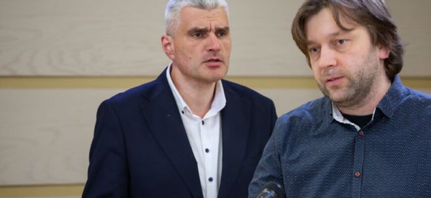 alexandr slusari si dumitru alaiba