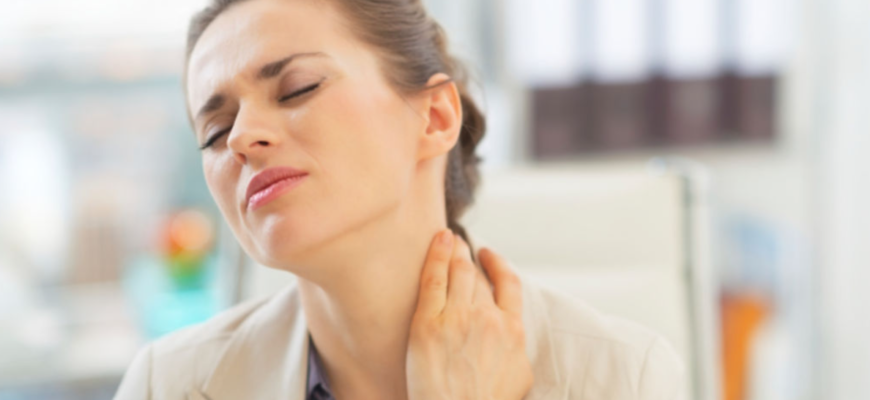 durere de gat intepenit