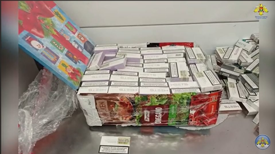 VIDEO// Mai multe cadouri ticsite cu țigări urmau să decoleze spre Tel Aviv
