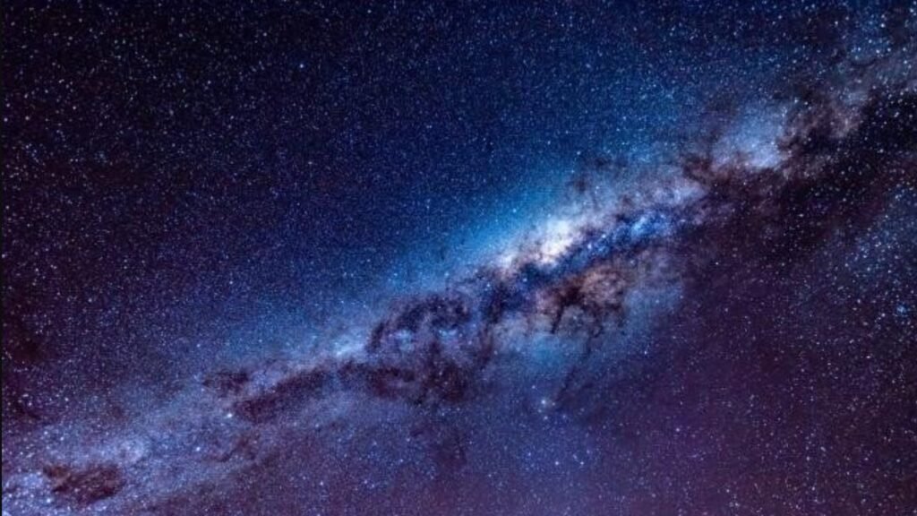 Au fost detectate 6 galaxii masive a căror existență nu poate fi explicată de știință 1 Au fost detectate 6 galaxii masive a căror existență nu poate fi explicată de știință