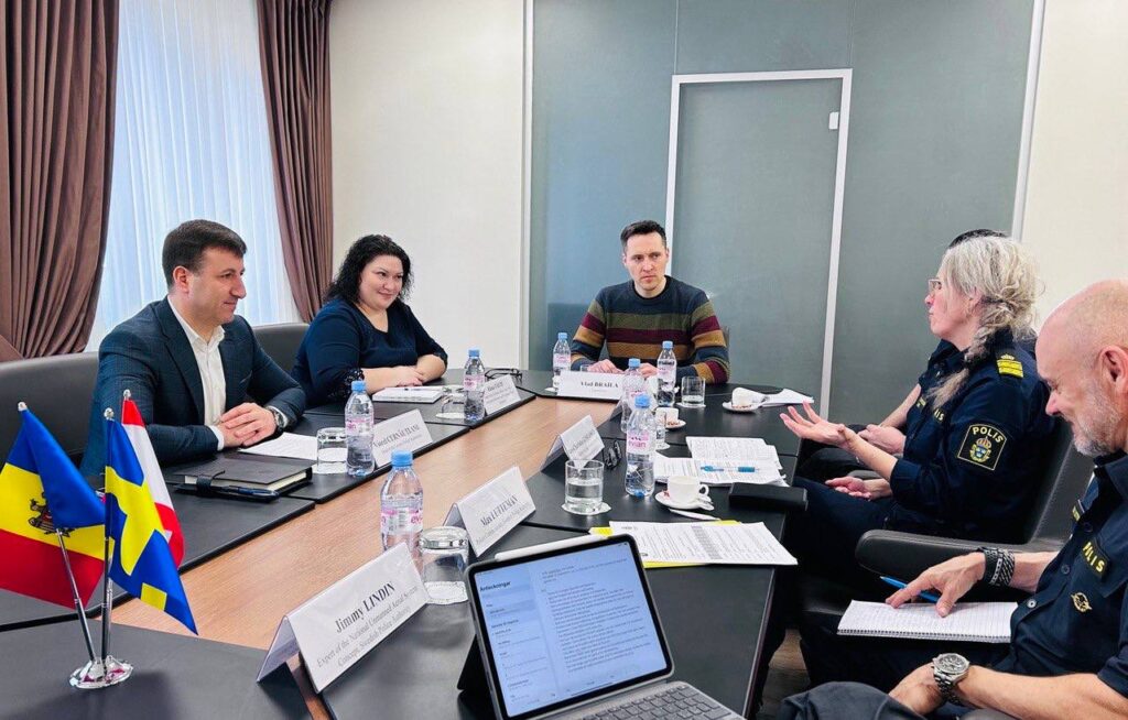 0415b781 f28d 4653 a355 da950f072255