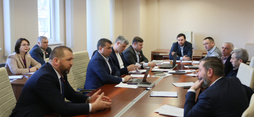 52718913296 00fe246af9 k