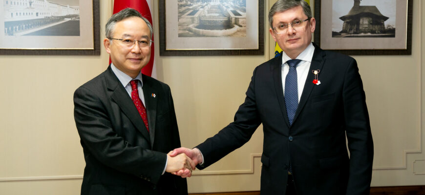 52748772196 72f697239d k