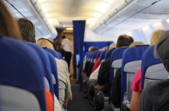 Un bărbat a murit în timpul zborului, din cauza unui atac de cord. Aeronava a fost redirecționată către alt aeroport