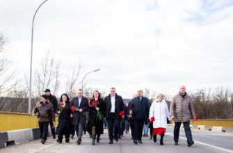 Deputații PSRM au depus flori la podul de la Vadul lui Vodă, în semn de omagiu pentru memoria celor căzuți în conflictul armat de pe Nistru