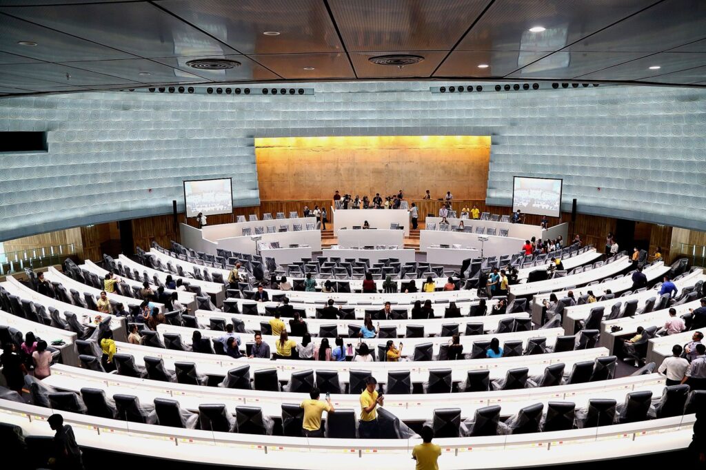 Parlamentul Thailandei a fost dizolat și urmează alegeri anticipate: Este o restituire către popor a deciziilor politice 1 parlament thailanda