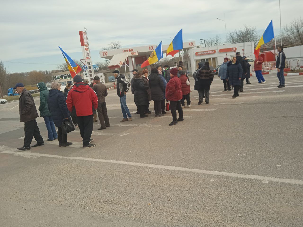 Partidul „ȘOR” organizează și astăzi un flashmob național de blocare a drumurilor, în contextul refuzului autorităților de a discuta despre achitarea facturilor cetățenilor