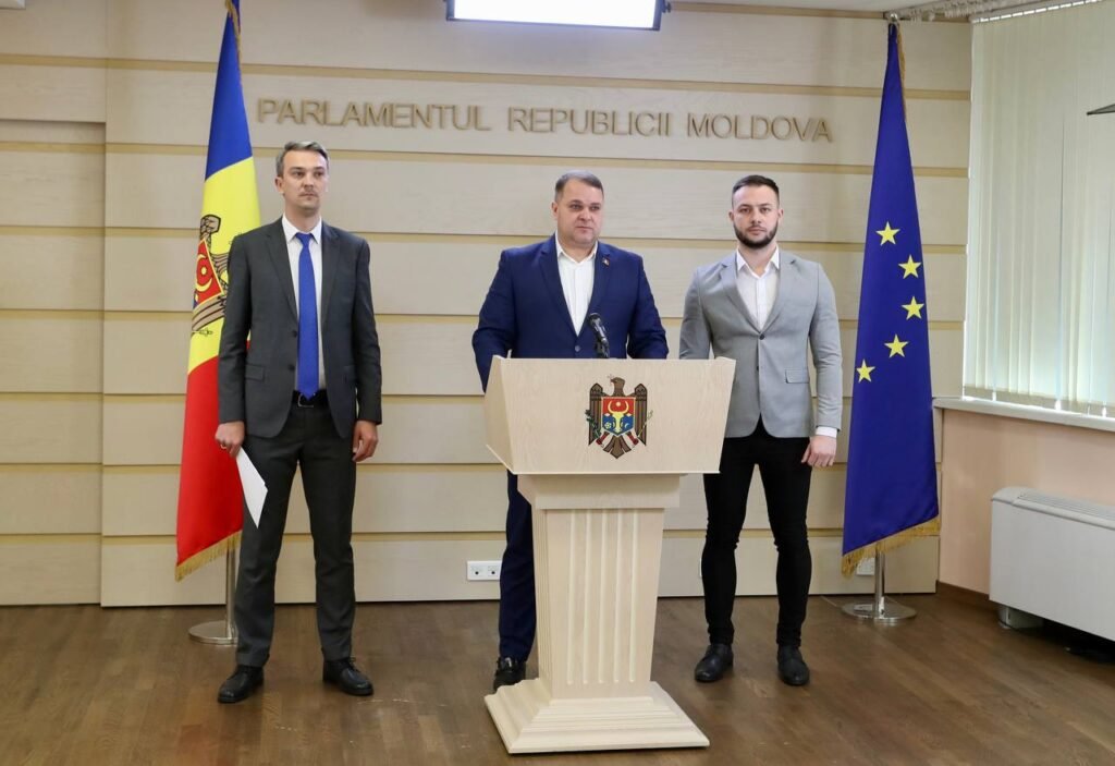 VIDEO// Socialiștii au propus o nouă metodologie de calcul a plății pentru tranzitul termic 2 VIDEO// Socialiștii au propus o nouă metodologie de calcul a plății pentru tranzitul termic