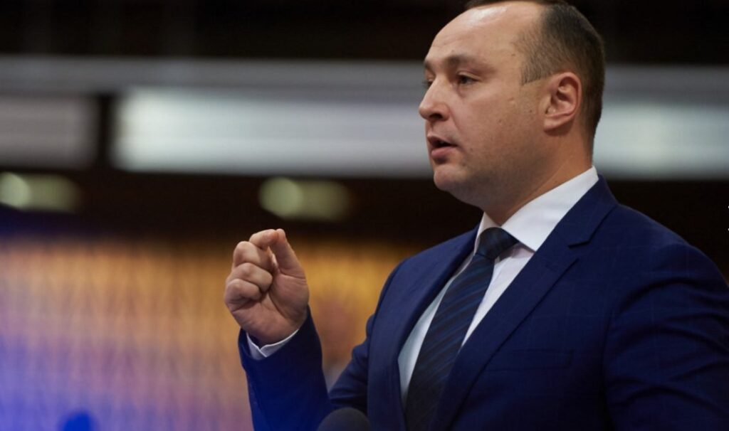 Vlad Bătrîncea: Maia Sandu a lansat oficial distrugerea democrației în Republica Moldova 1 vlad batrincea