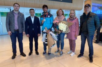Arcașul Dan Olaru, medaliat cu aur la Cupa Mondială de Tir cu Arcul, a revenit acasă