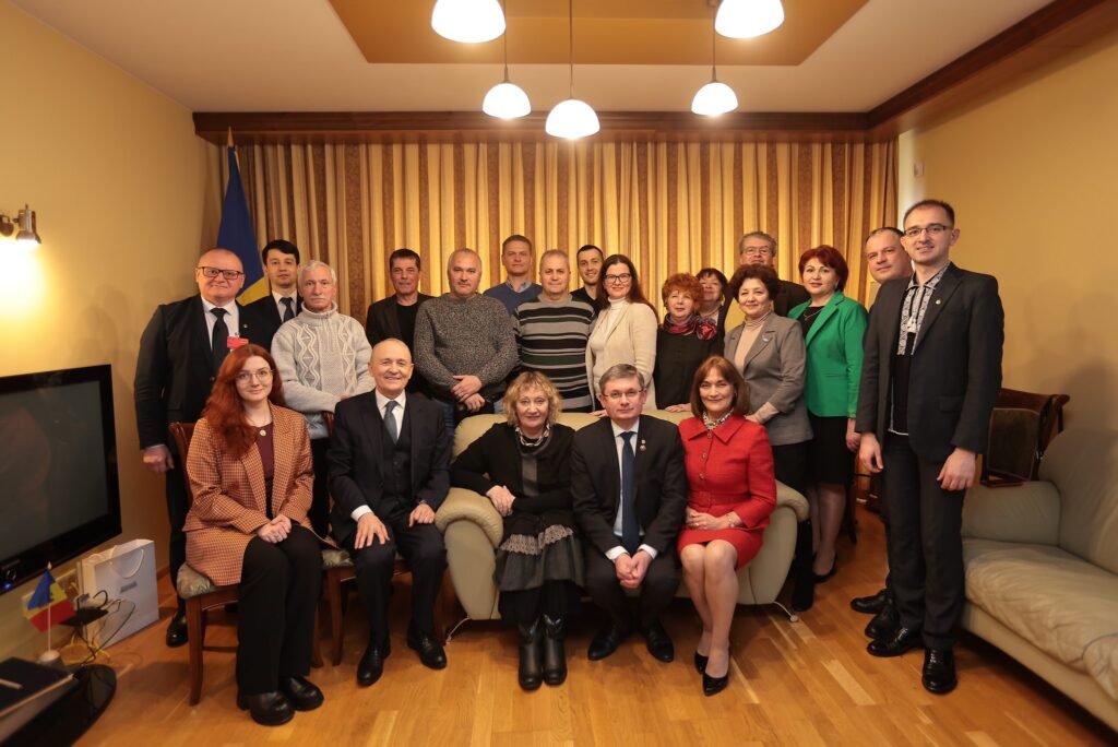 Președintele Parlamentului, Igor Grosu, a discutat cu cetățenii stabiliți în Lituania despre ultimele evenimente de acasă 1 Președintele Parlamentului, Igor Grosu, a discutat cu cetățenii stabiliți în Lituania despre ultimele evenimente de acasă