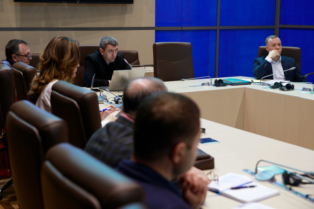 52806226586 8a975b8693 k